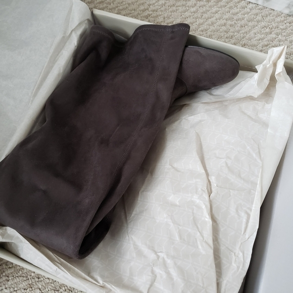 Marc Fisher Praye Over The Knee Faux Suede Gray Boots NWT - Picture 6 of 10